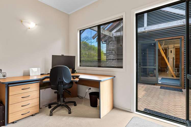 51 Chesham Avenue Waipahihi_19