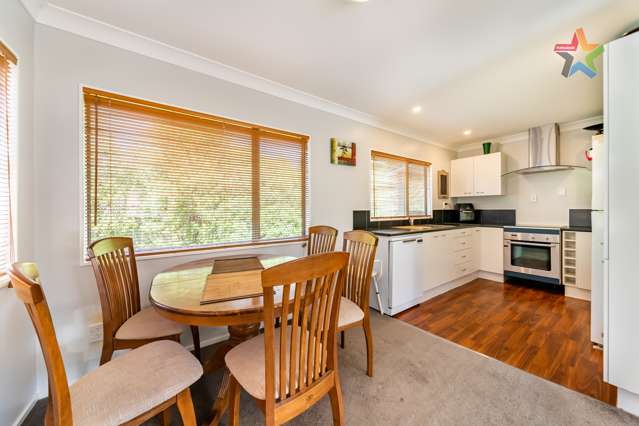 2/32 Hair Street Wainuiomata_3