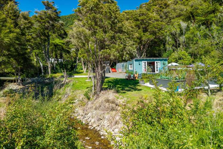 12 Manuka Drive Ngakuta Bay_20