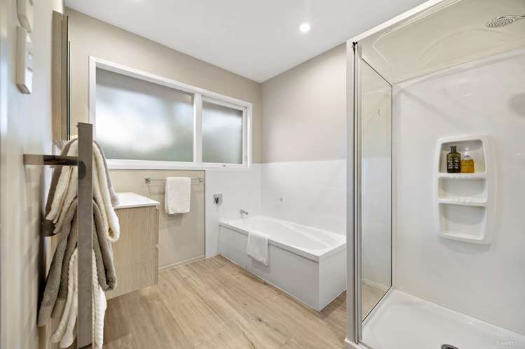 2 McCrystal Avenue Eastern Beach_10