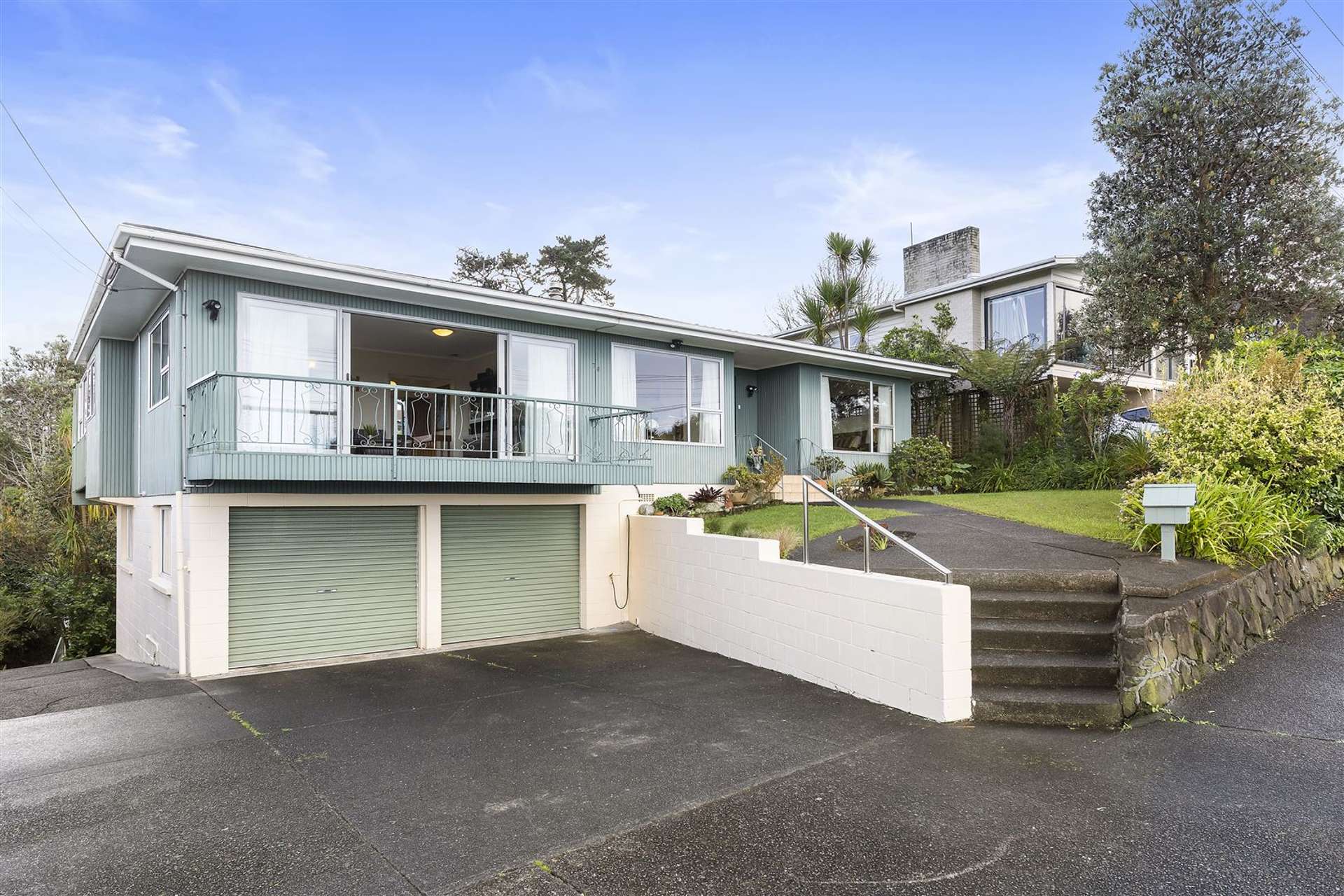 1/76 Woodlands Crescent Browns Bay_0