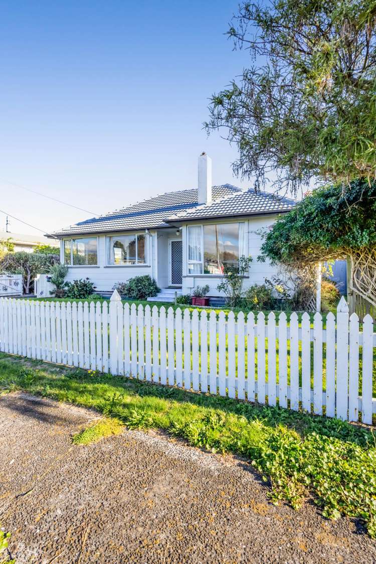 45 Reid Avenue Hawera_21