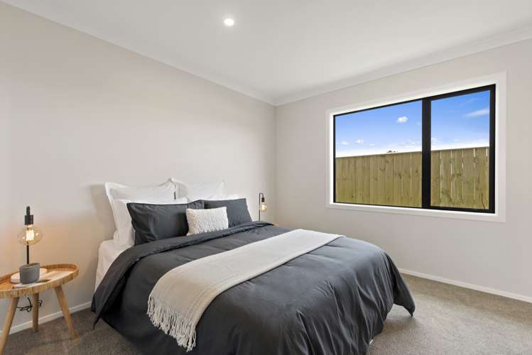 10 Oak Place Levin_10