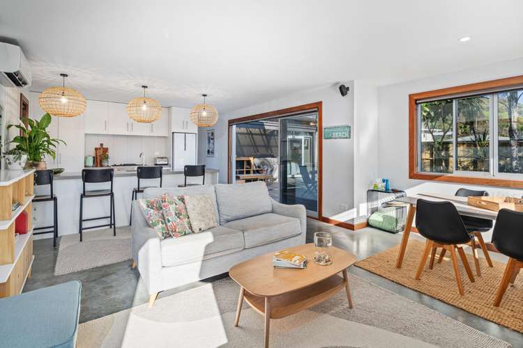1 Summer Lane Tairua_15