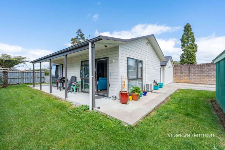 8 and 8a Sare Crescent Fairfield_12