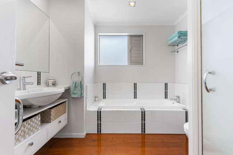 2 Exmouth Road Northcote_11