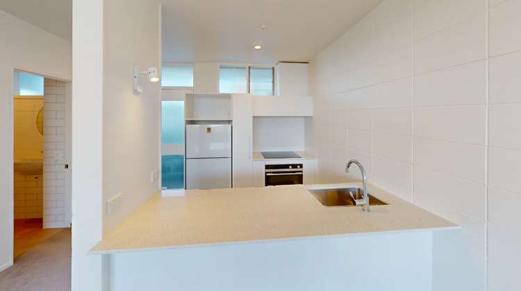 24/49 St Stephens Avenue_0