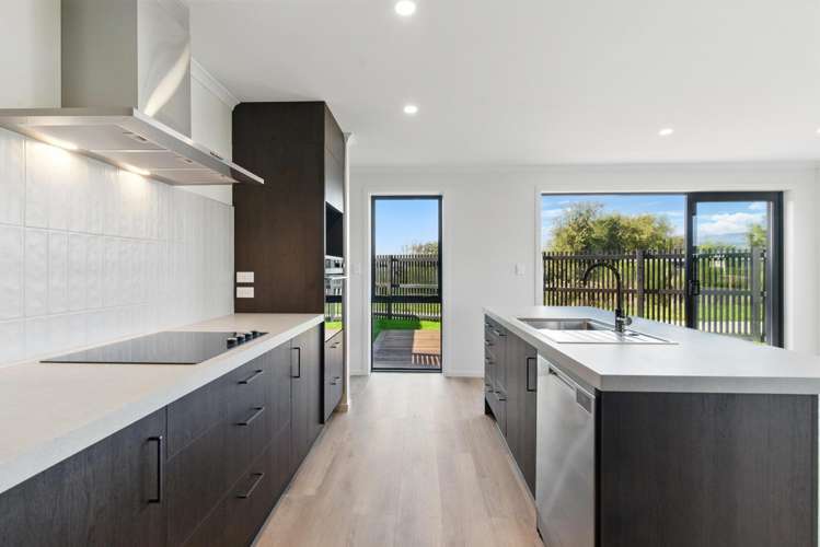 12 Keri Rua Road 11373_1