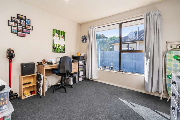 59 Oakley Crescent Hornby_11