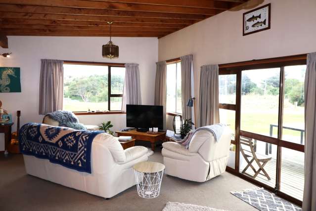 32 Tenby Street Moeraki_2