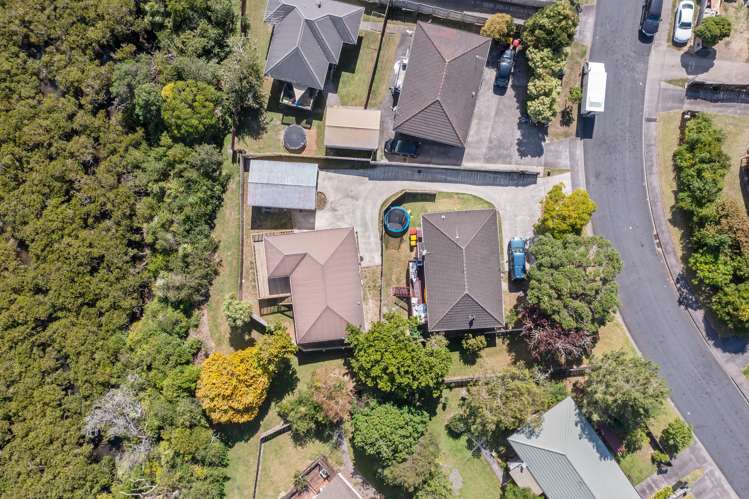 16a Penfold Place Henderson_19