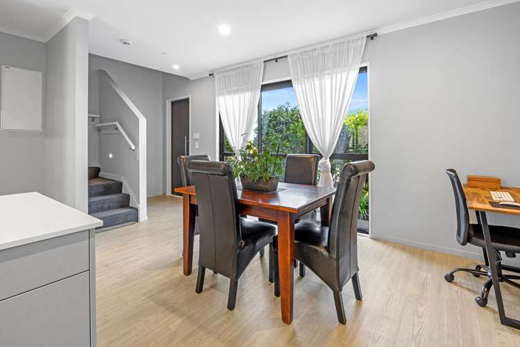 42 Tippet Crescent Wigram_5