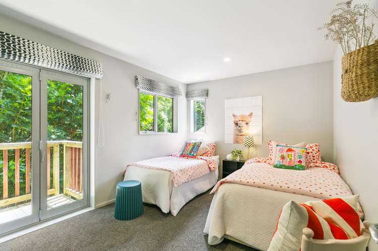 77A Nicholson Road Khandallah_24