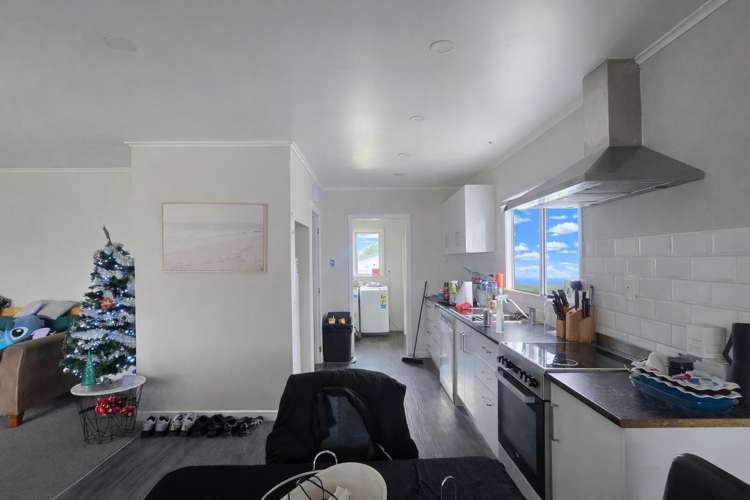 16 Esk Crescent Tokoroa_2