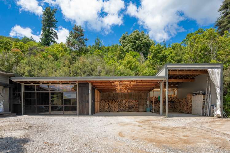 135 Queen Charlotte Drive Havelock_21