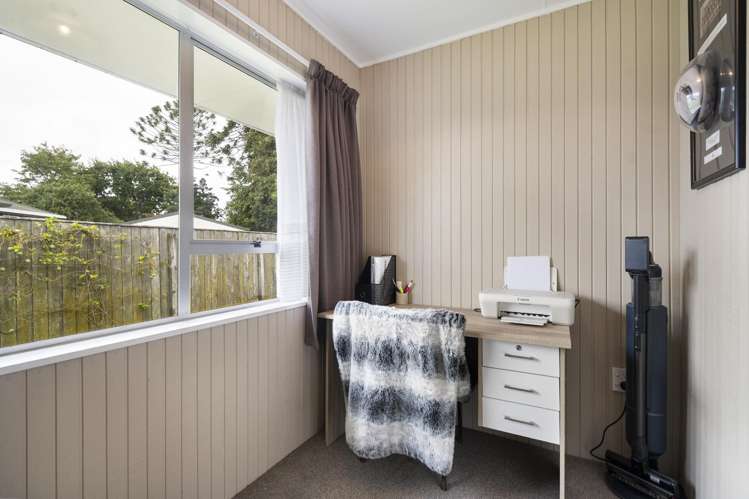 10 Suffolk Crescent Feilding_14