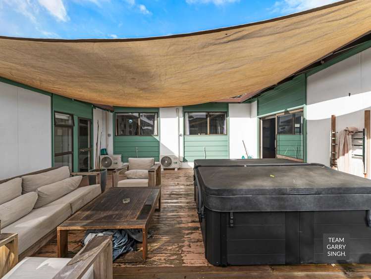 5 Rushgreen Avenue Pahurehure_23