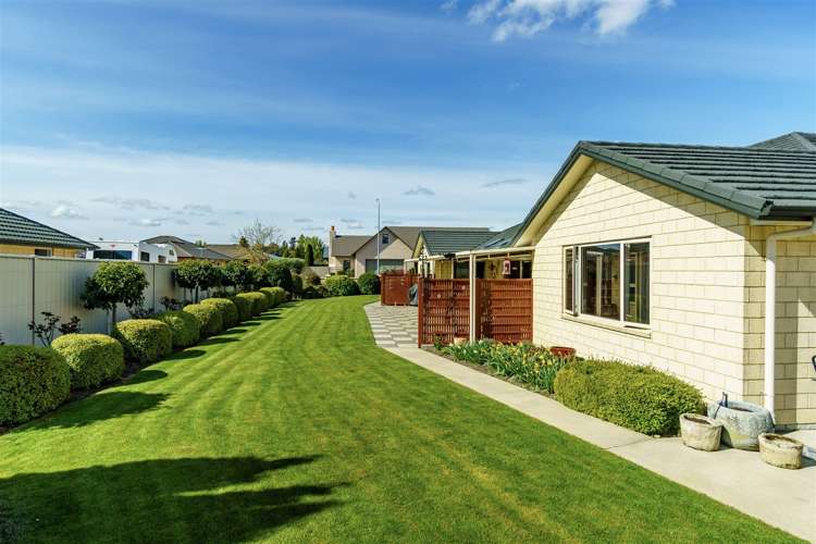 10 Larch Crescent Alexandra_25