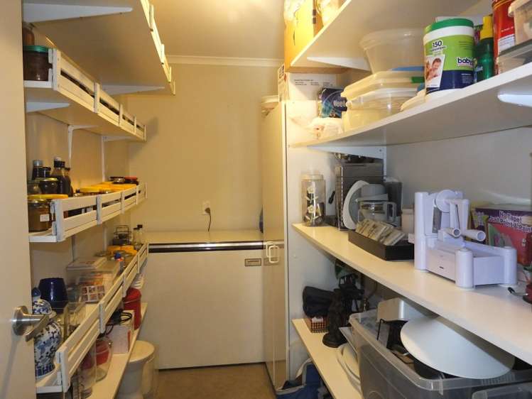 14 Coronet Place Otematata_17