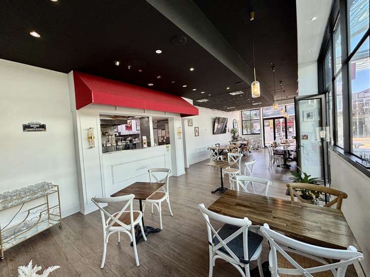 6/62-78 Hurstmere Road Takapuna_1