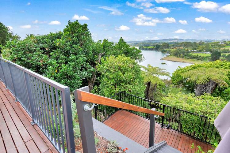 25a Pohutukawa Avenue Cockle Bay_18