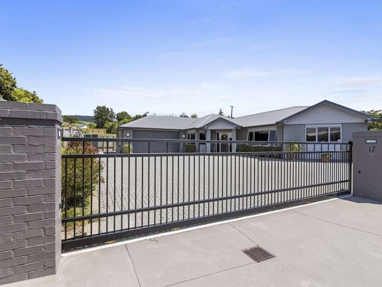 17 Stafford Rise Owhata_0