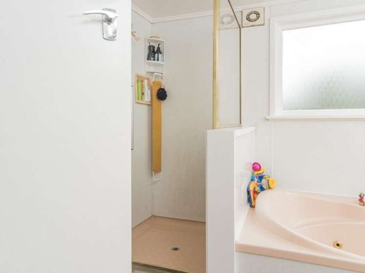 18 Maitland Avenue Stoke_18