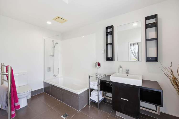 15/63 Kestev Drive Flat Bush_13