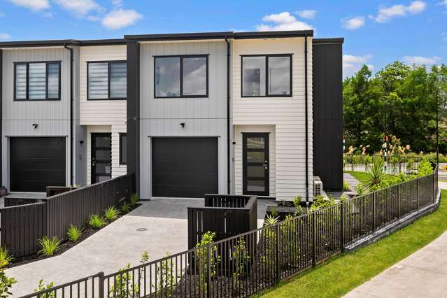 Contemporary Corner Living with Reserve Outlook