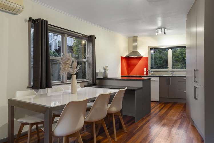 1/32 Eskdale Road Birkdale_6