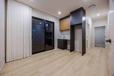 64 Park Green Avenue, Rosehill_2