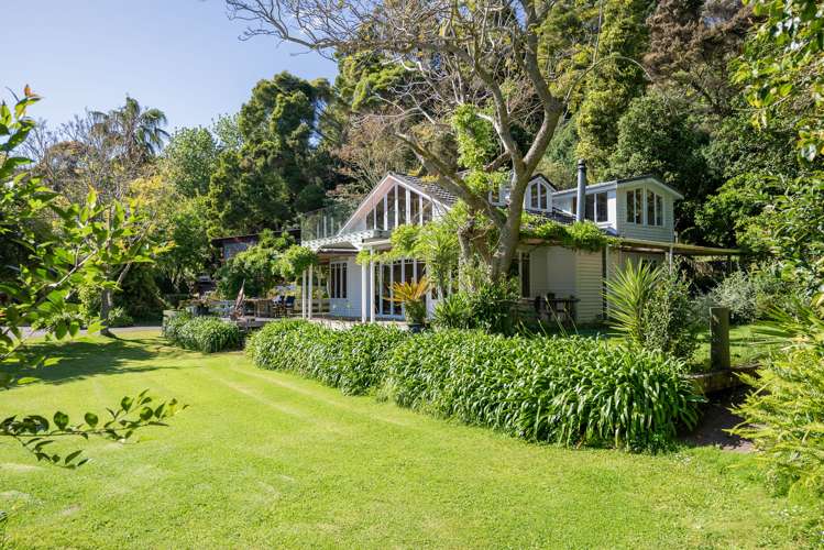 745d Waikino Road Russell Surrounds_19