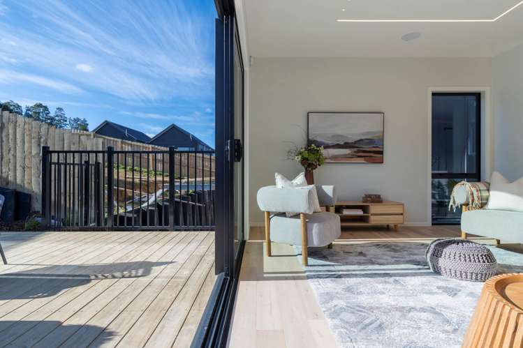 22 Ara Taha Crescent Orewa_12