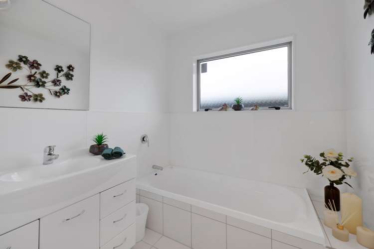 3A Albert Street Hawera_25