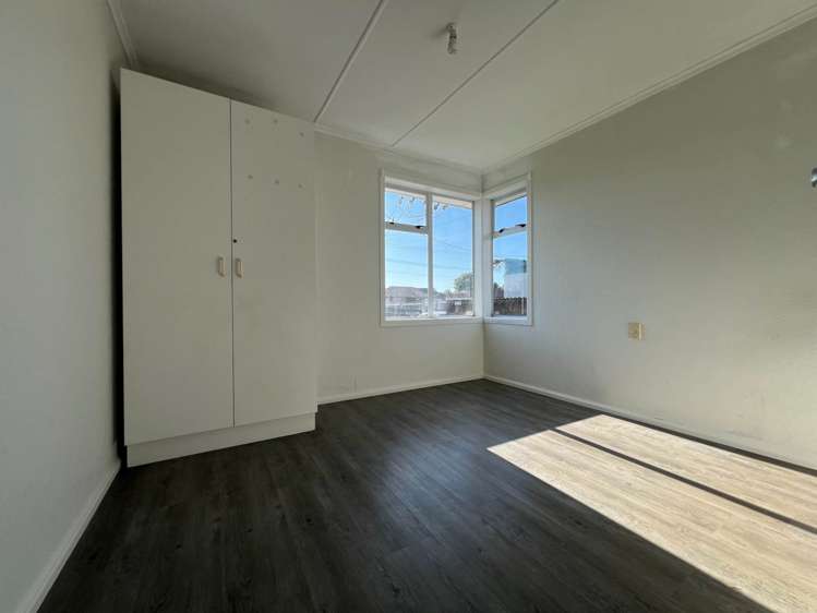 74 Russell Road Manurewa_13