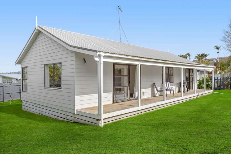 7 Eagle Place Red Beach_15