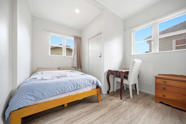8 Renton Road Mt Albert_8
