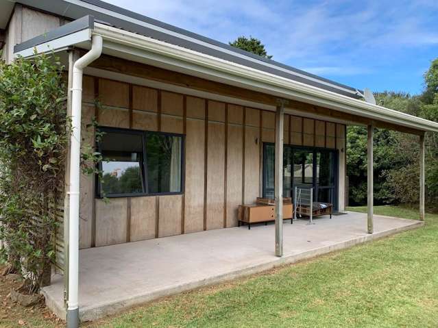 Private cottage on Montrose Road