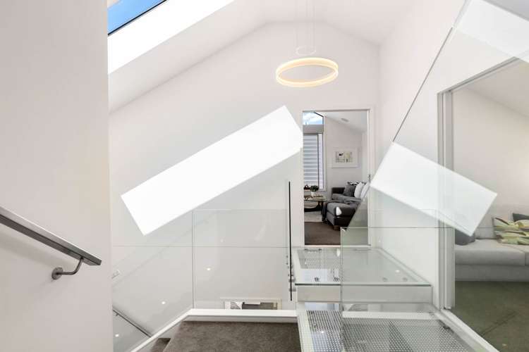 2/63 Long Drive Saint Heliers_18