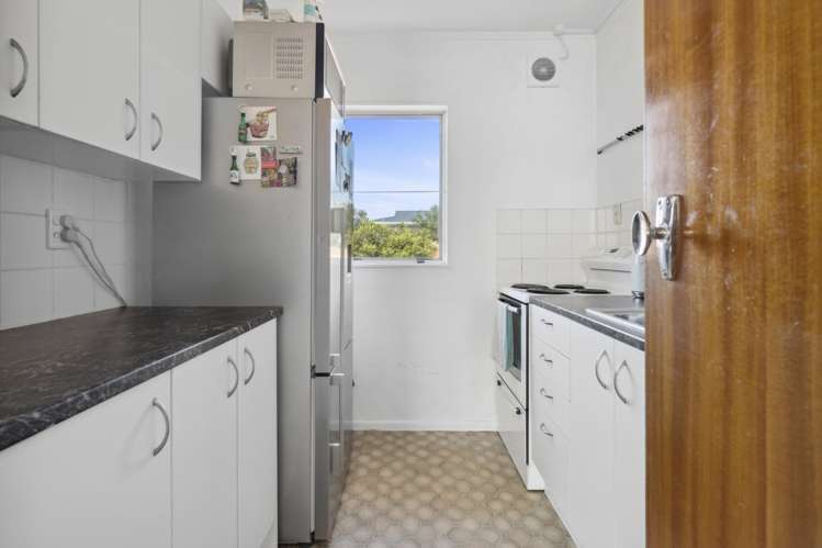 65 Freyberg Street Lyall Bay_13