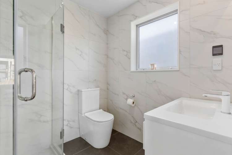 13 Eastview Crescent Stanmore Bay_8