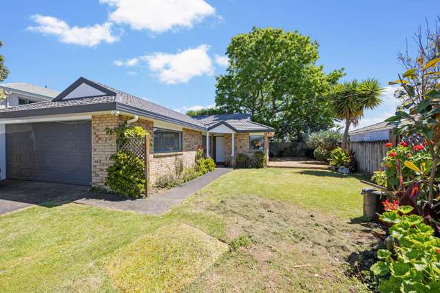 Solid Brick Beauty at the End of a Quiet Cul-d...