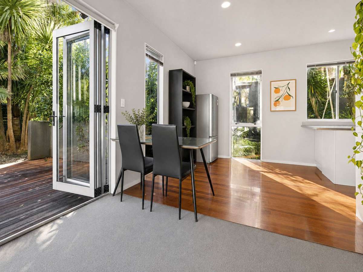 6A William Denny Avenue_3