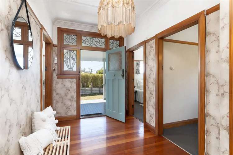 73 Iorns Street North_0