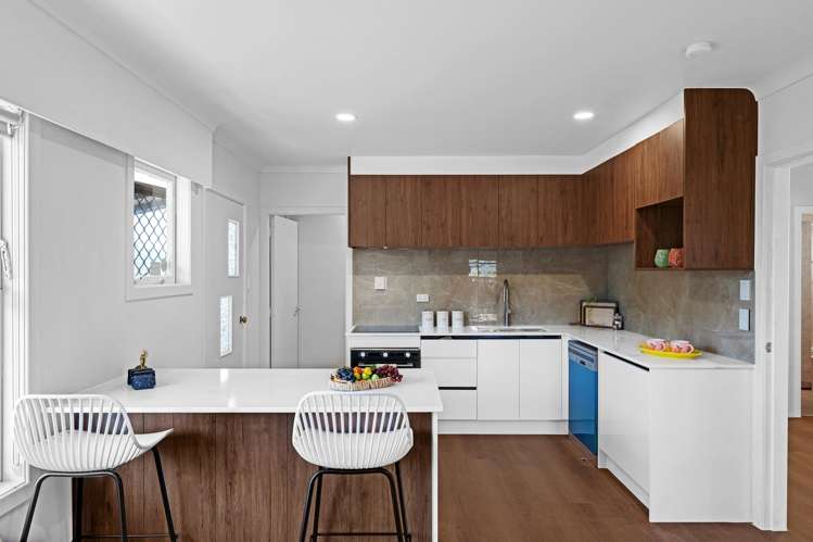 21 Fairburn Road Otahuhu_6