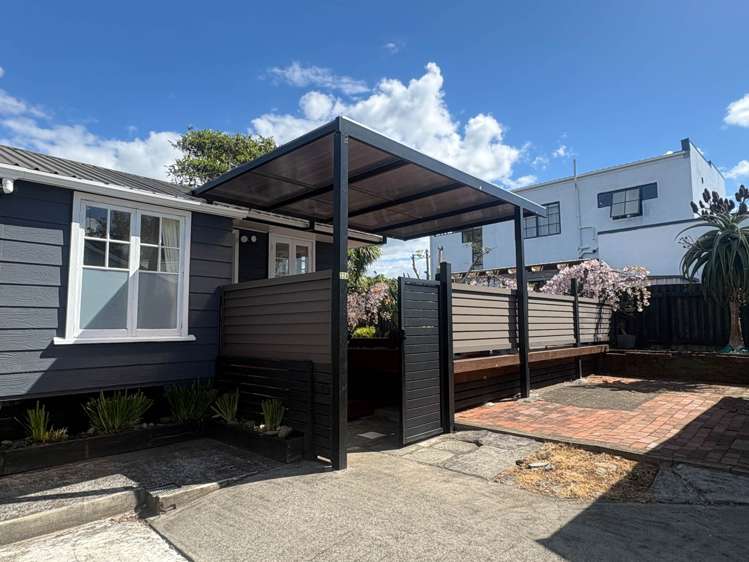 32A Hollywood Avenue Epsom_1