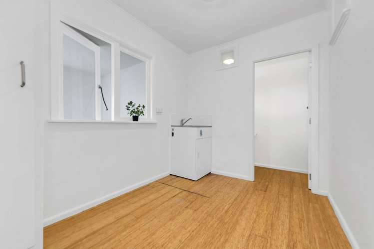 84 Karaka Road Beachlands_15