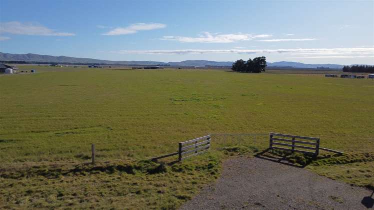 66 Racecourse Road Amberley_5