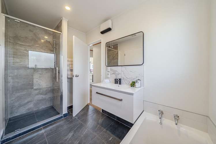 14A Bracken Street Petone_18