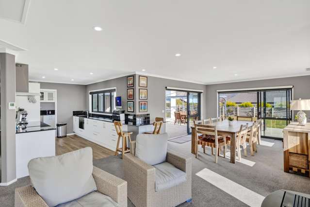 7 Centre Crescent Wanaka_1